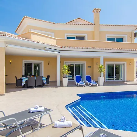 Villa Esplendida By Abahana Ifach