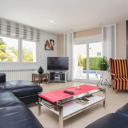 Villa Esplendida By Abahana Ifach